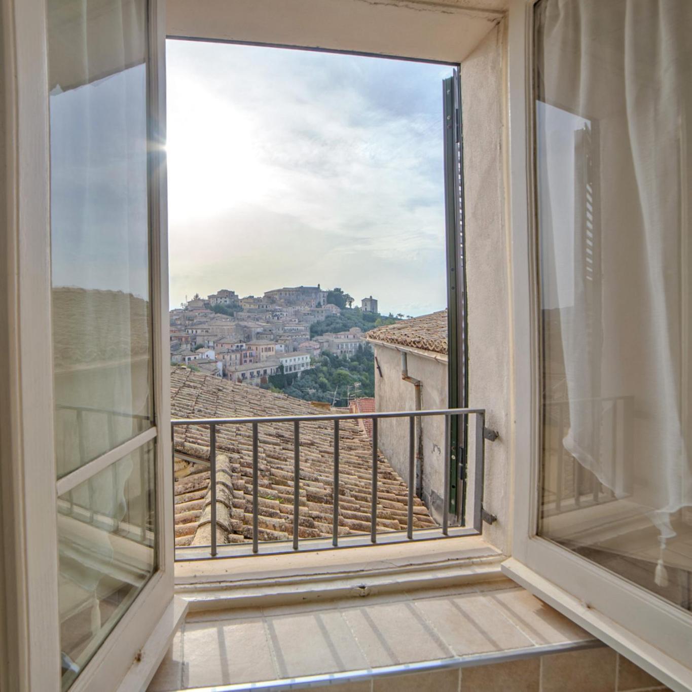 La Suite Di Arpino Exterior photo